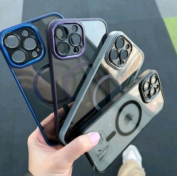 iPhone cases - Picture 1 of 2